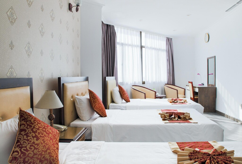 Phòng Deluxe cho 3 người - PT Hotel Vung Tau