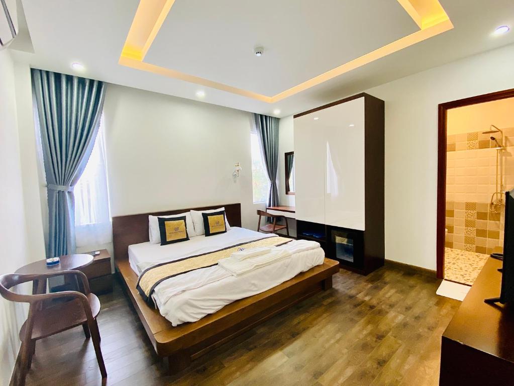 Phòng Deluxe Giường Đôi - Hotel Đức Thành