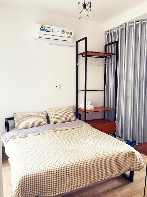 Phòng Deluxe Giường Đôi Có Ban Công - Nắng Homestay