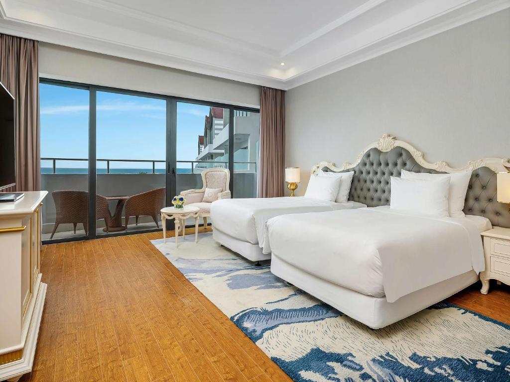 Phòng Deluxe Nhìn Ra Biển - Radisson Blu Resort Phu Quoc