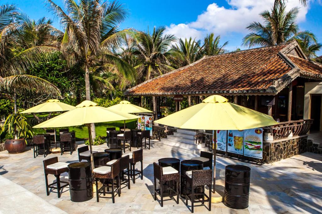 Phòng Superior Premier - Allezboo Beach Resort & Spa