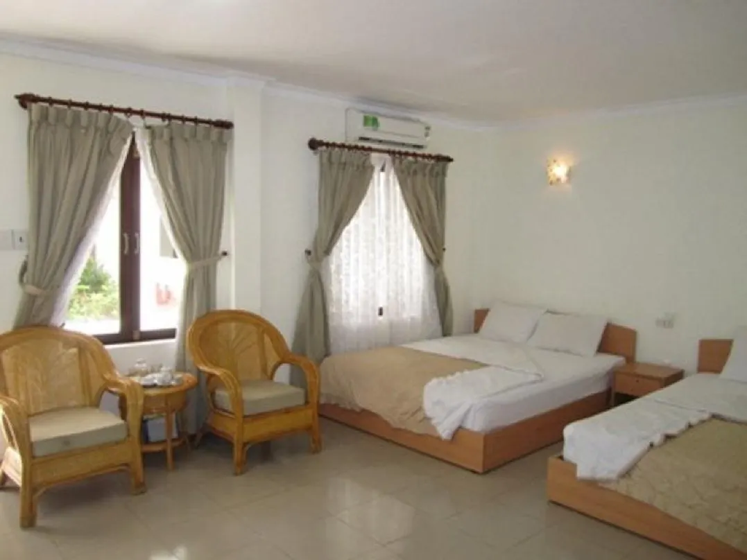 Phòng Superior 3 người -  Khách sạn Thuỳ Dương