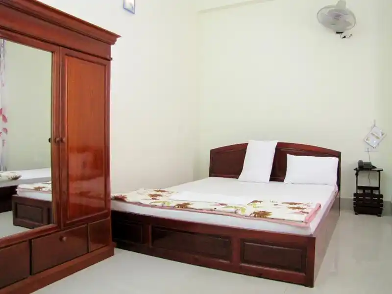 Standard Double Room - Khách sạn Thịnh Khang