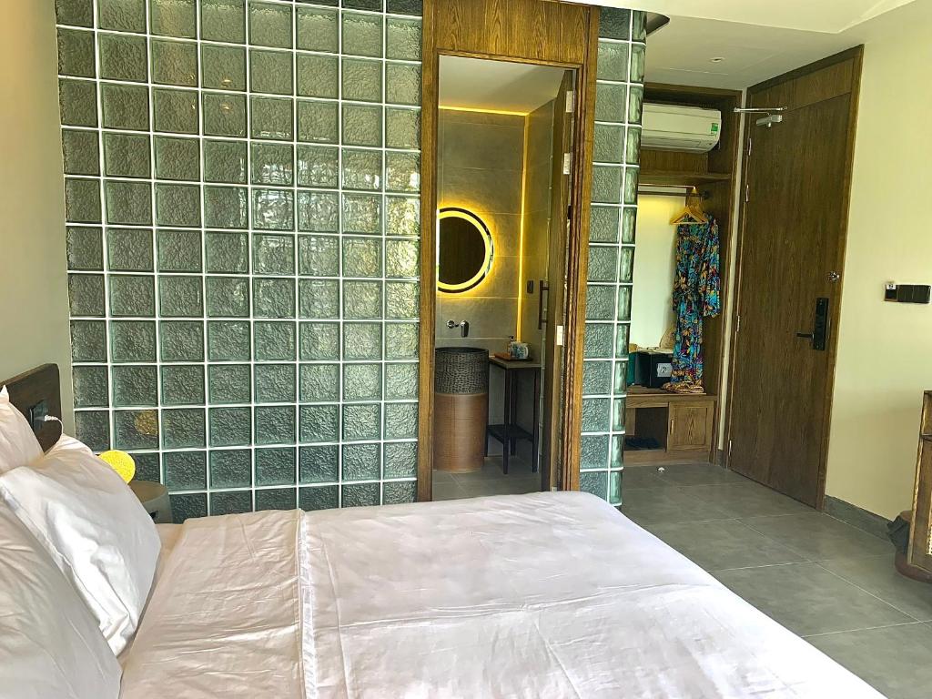 Phòng Deluxe Nhìn Ra Núi - The Mystery