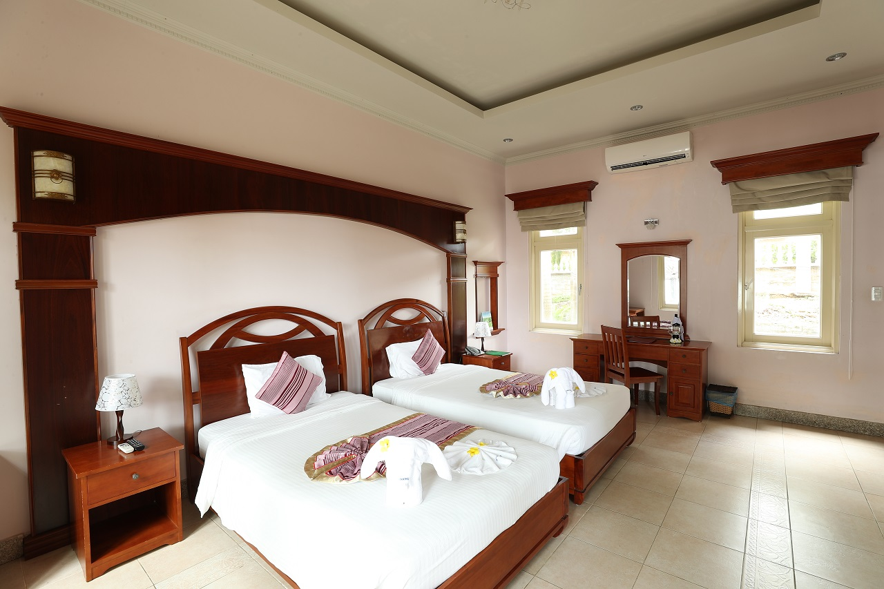 Phòng PHÚ SƠN VILLA - Trân Châu Beach & Resort
