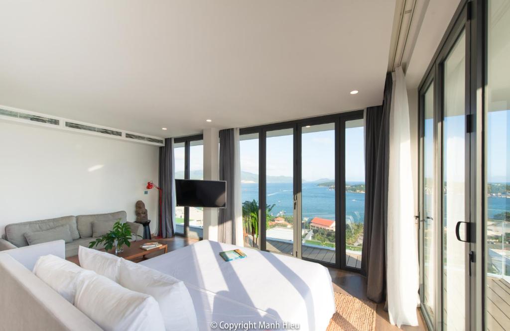 Biệt Thự Có Hồ Bơi Riêng - Casa Blanca Villas