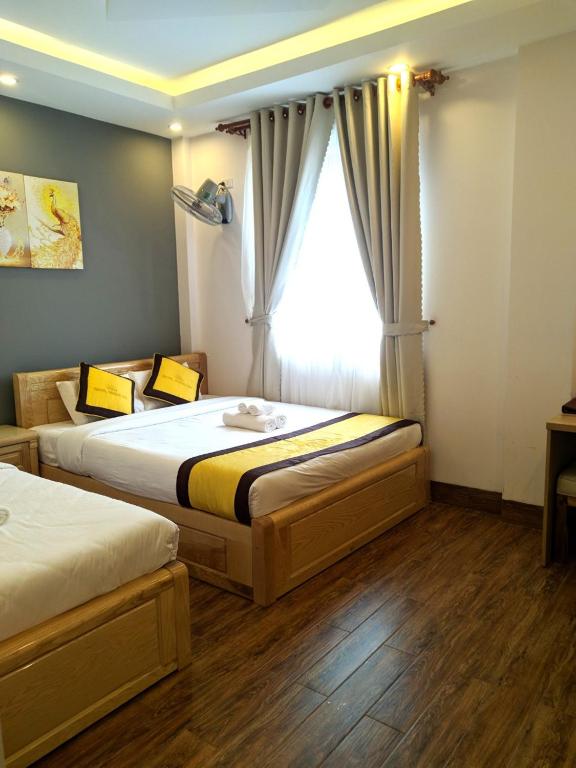 Phòng 3 Người Nhìn Ra Thành Phố - Khách sạn Hoàng Gia Côn Đảo