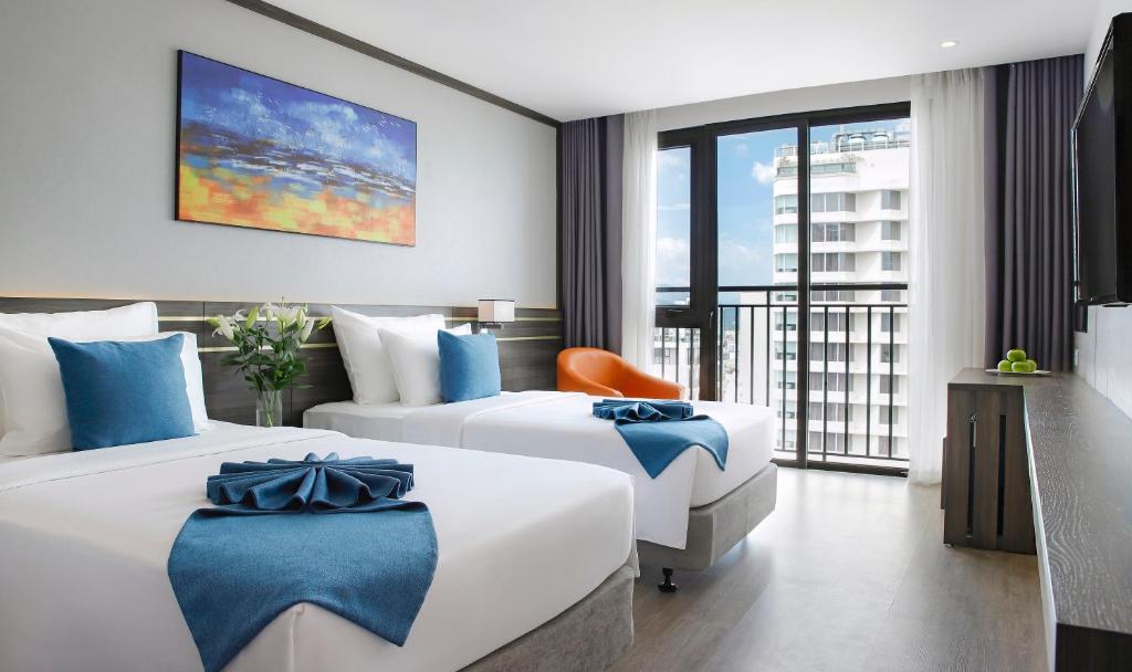 Phòng Deluxe Giường Đôi/2 Giường Đơn Nhìn Ra Thành Phố - Seana Hotel Nha Trang