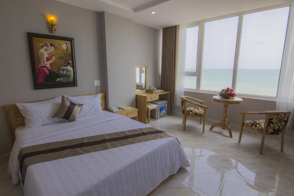 Phòng Deluxe Giường Đôi Nhìn Ra Biển - Ngọc Hạnh Beach Hotel