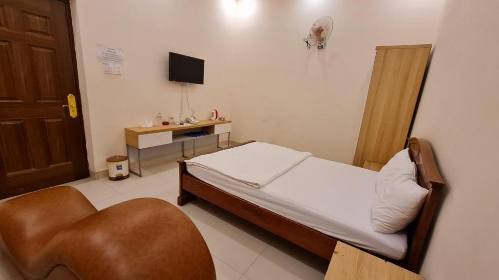 Phòng Tiêu Chuẩn Giường Đôi - Sky Hotel