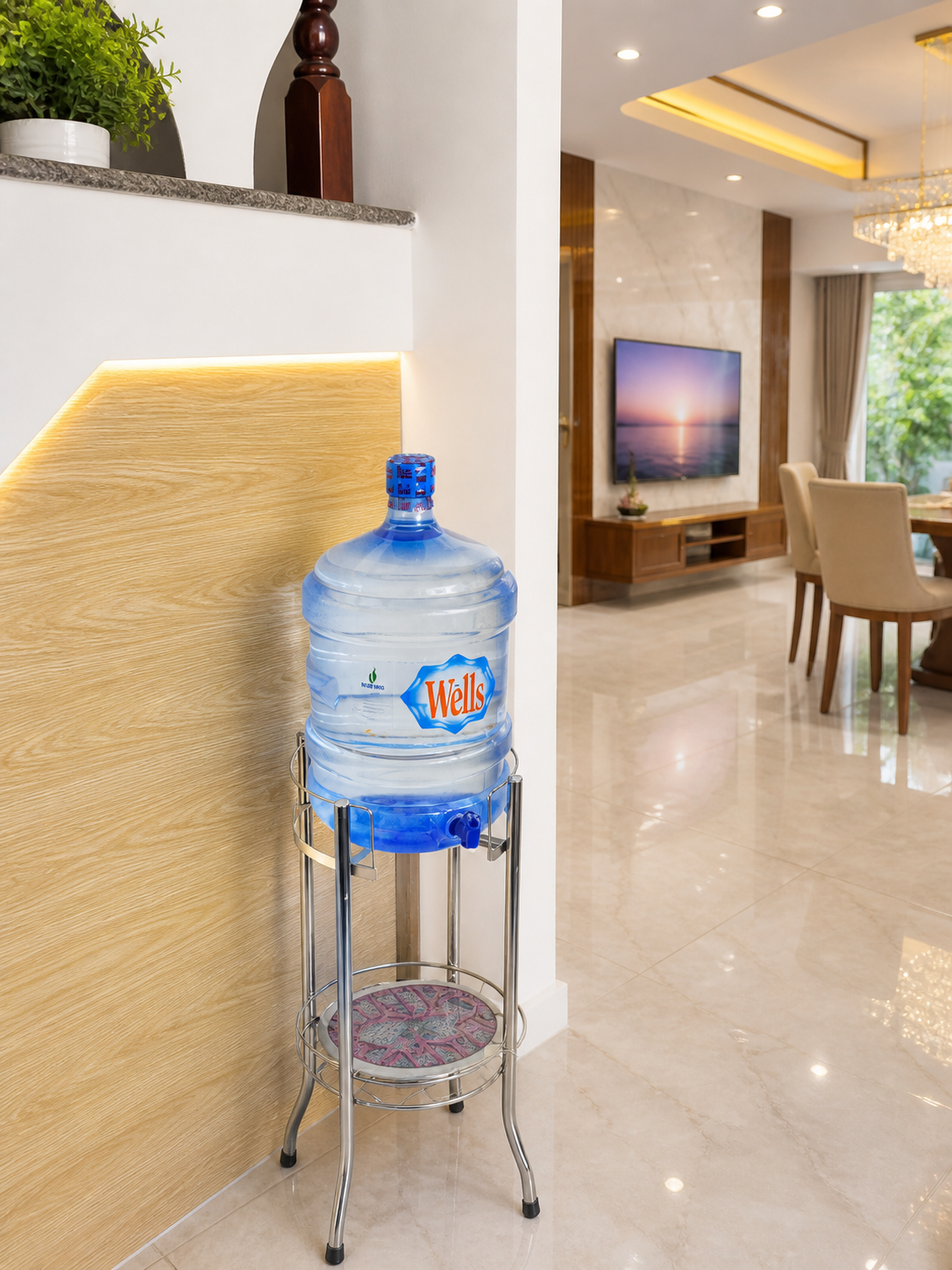 Nước tinh khiết Wells bình 19 lít – (có vòi & úp máy nóng lạnh)
