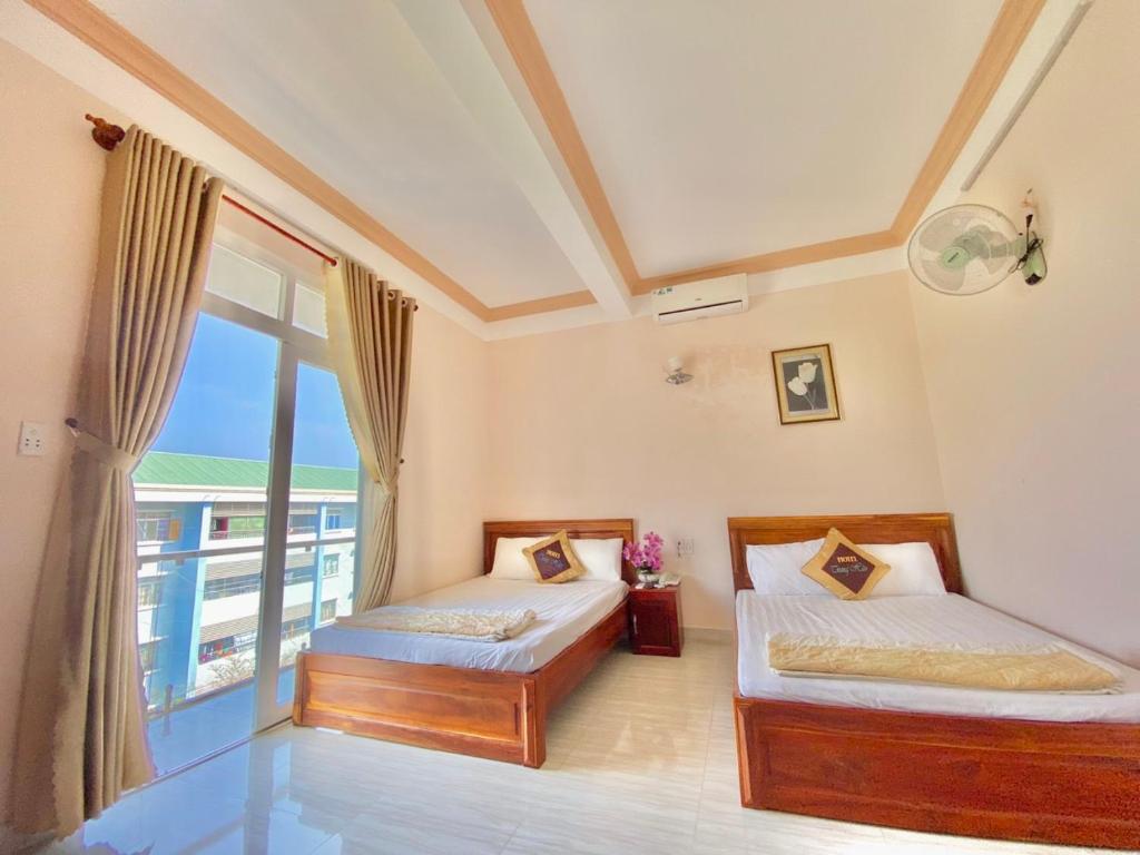 Phòng Gia Đình - Khách sạn Trung Hậu