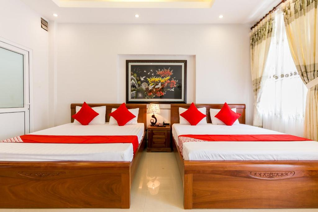 Phòng Gia đình có Ban công - Sea Beach Hotel