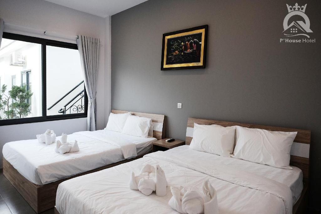 Phòng Deluxe Giường Đôi/2 Giường Đơn Nhìn Ra Vườn - P'House Hotel