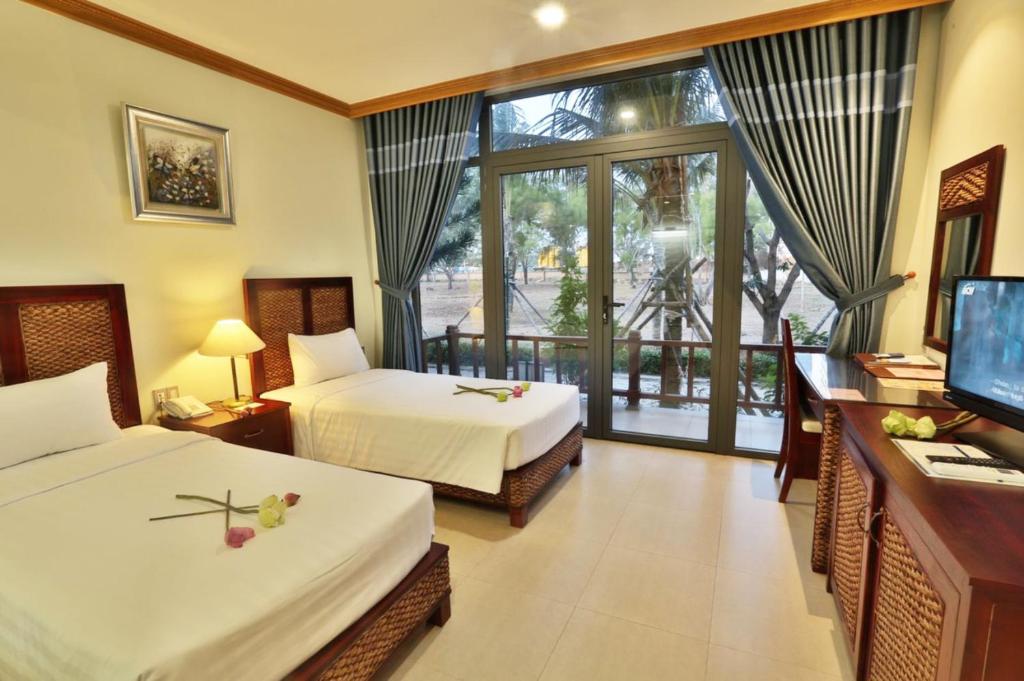 Phòng Senior Deluxe cho 3 Người - Lotus Vung Tau Resort & Spa