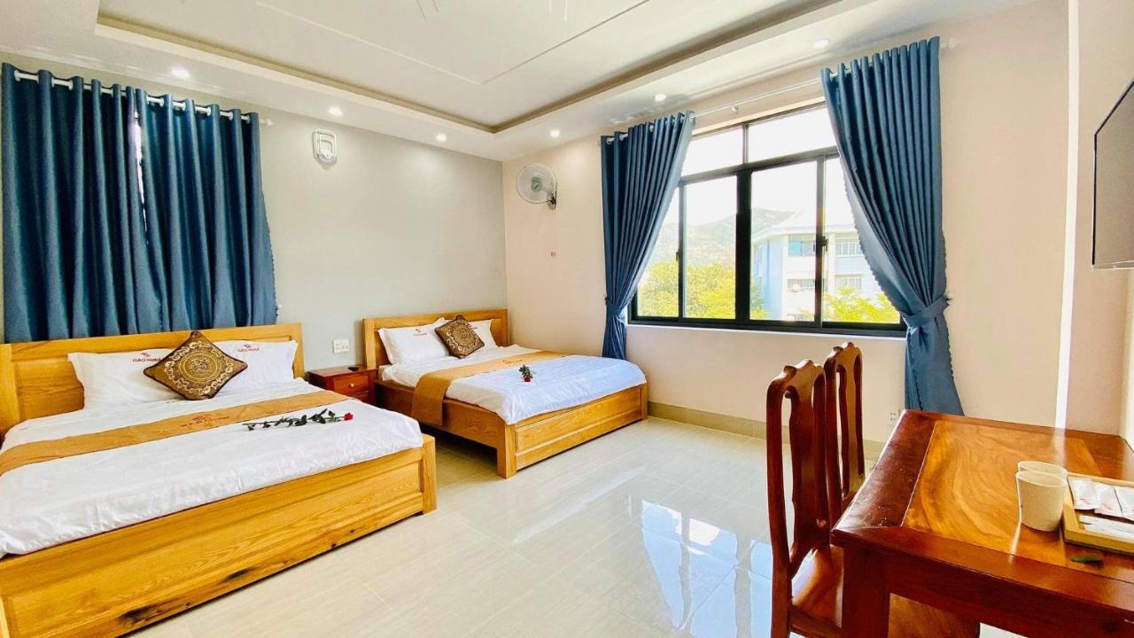 Phòng 4 Người - Gạo Hotel