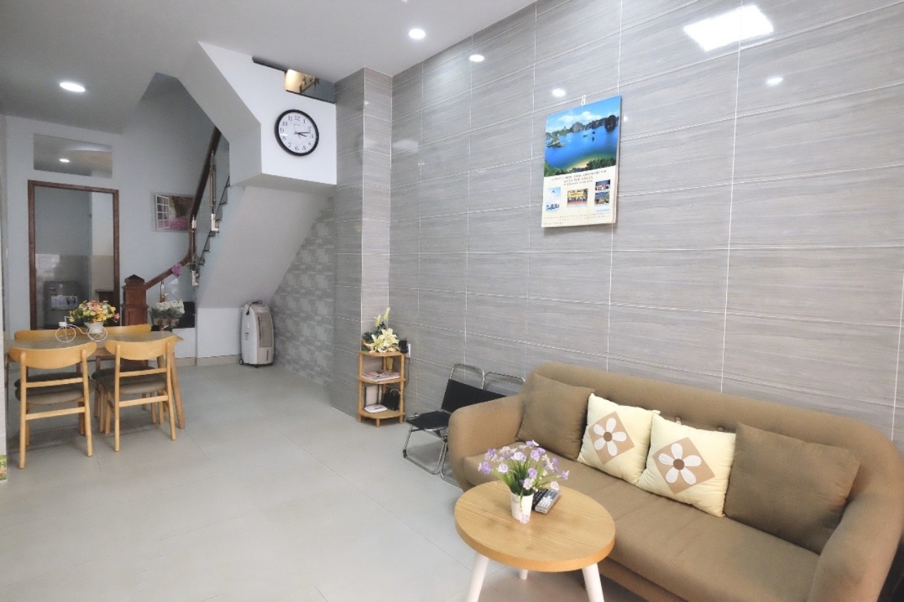 Nhà 4 Phòng Ngủ (SWEET HOME) - DNTN Vận Tải Du Lịch Hoàng Quân