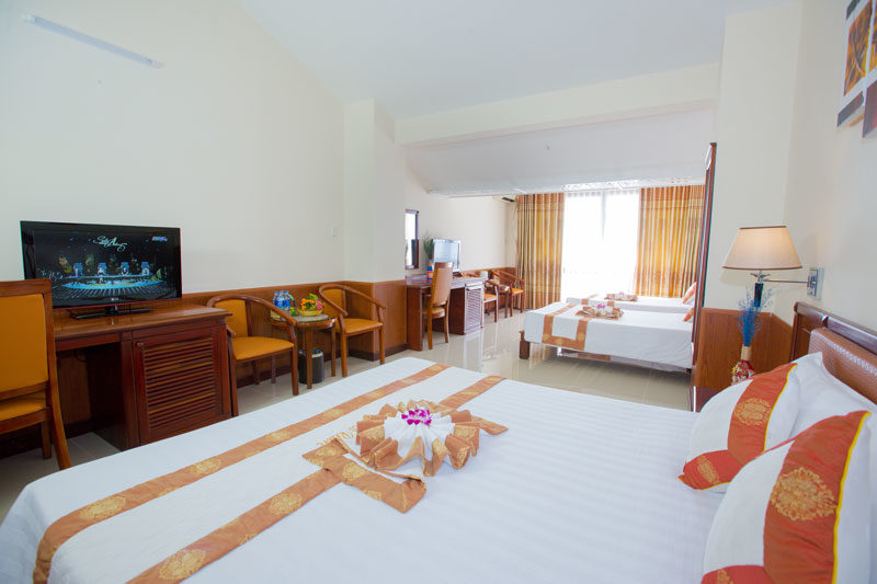 Phòng SUPERIOR FAMILY - HaiDuong Intourco Resort