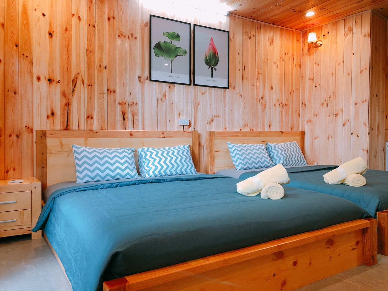 Phòng Cổ Điển Cho 4 Người - Little Home Côn Đảo