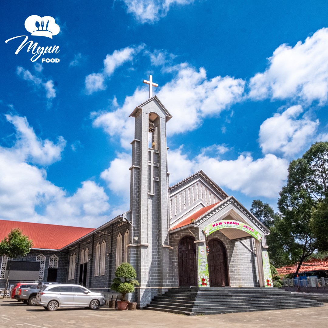 Nhà Thờ Chánh Tòa Buôn Ma Thuột – Kiến trúc độc đáo mang đậm dấu ấn Tây Nguyên: Góc nhìn cảm xúc từ Myun Food